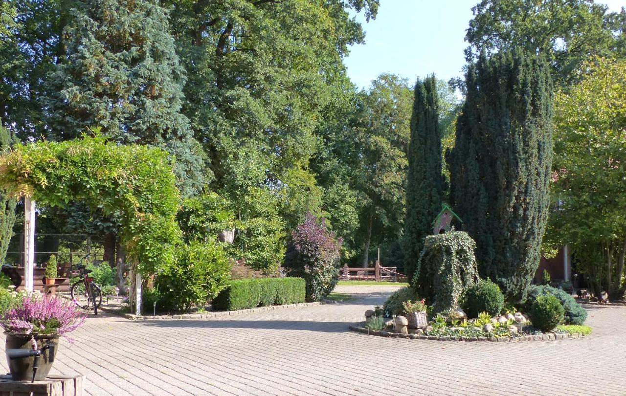 Pension&Ferienhof Glüß Lunzen Exterior foto